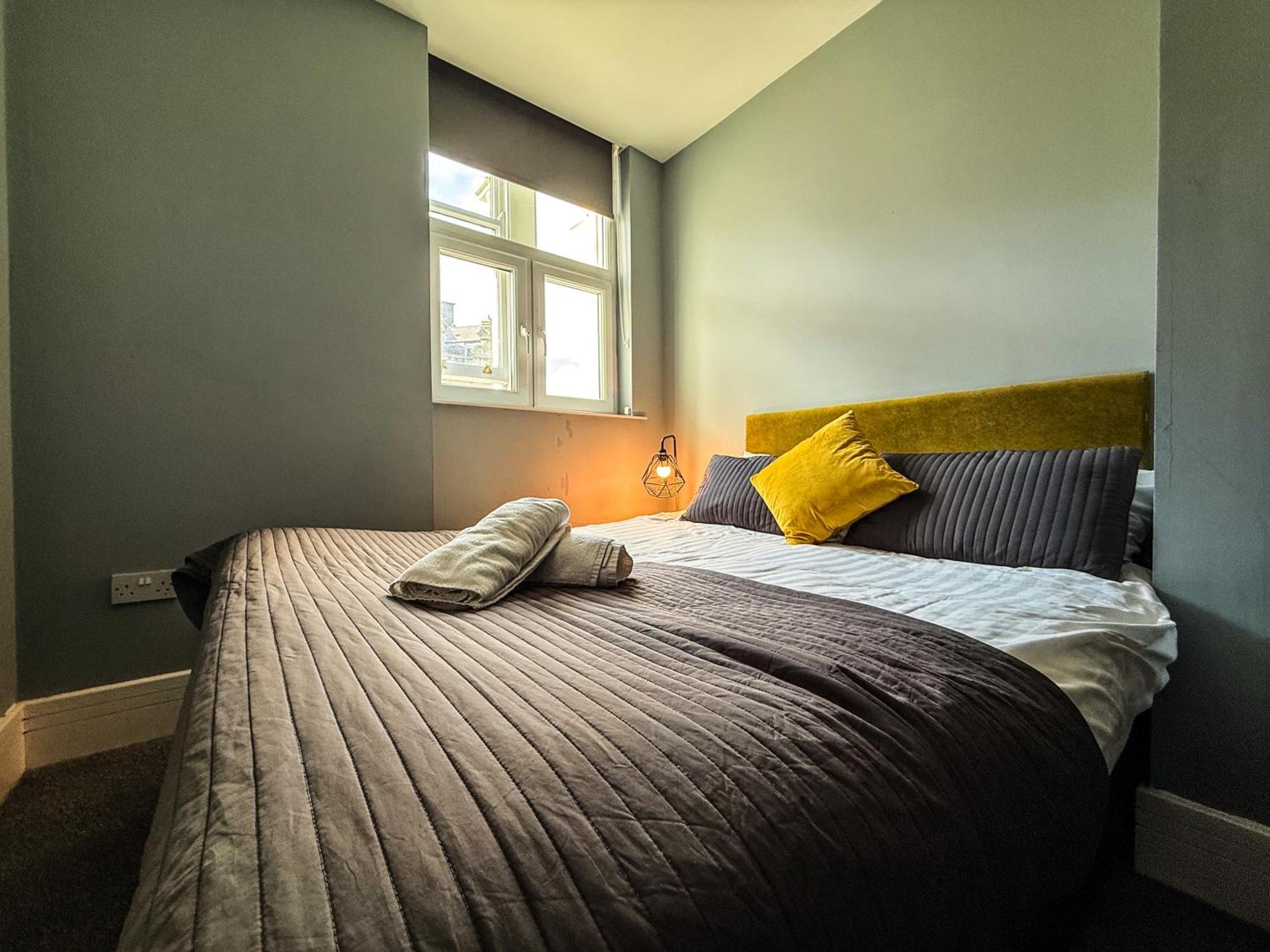 3 Bedroom Apartment In The Heart Of Newcastle - Modern - Sleeps 6 Bagian luar foto