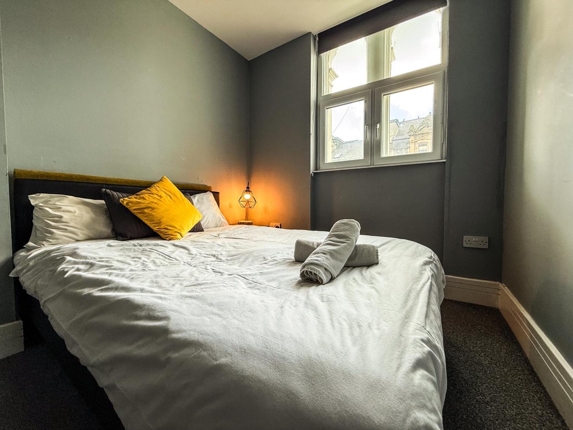 3 Bedroom Apartment In The Heart Of Newcastle - Modern - Sleeps 6 Bagian luar foto